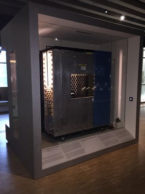 Das Massenspeichersystem IBM 3850 im Historischen Museum Frankfurt
